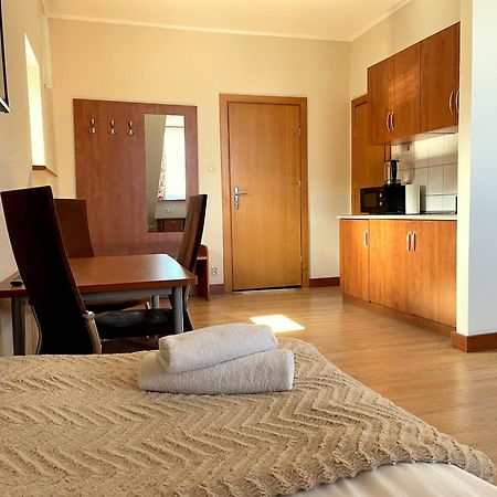 Hl Lebski Apartamenty 莱鲍 外观 照片