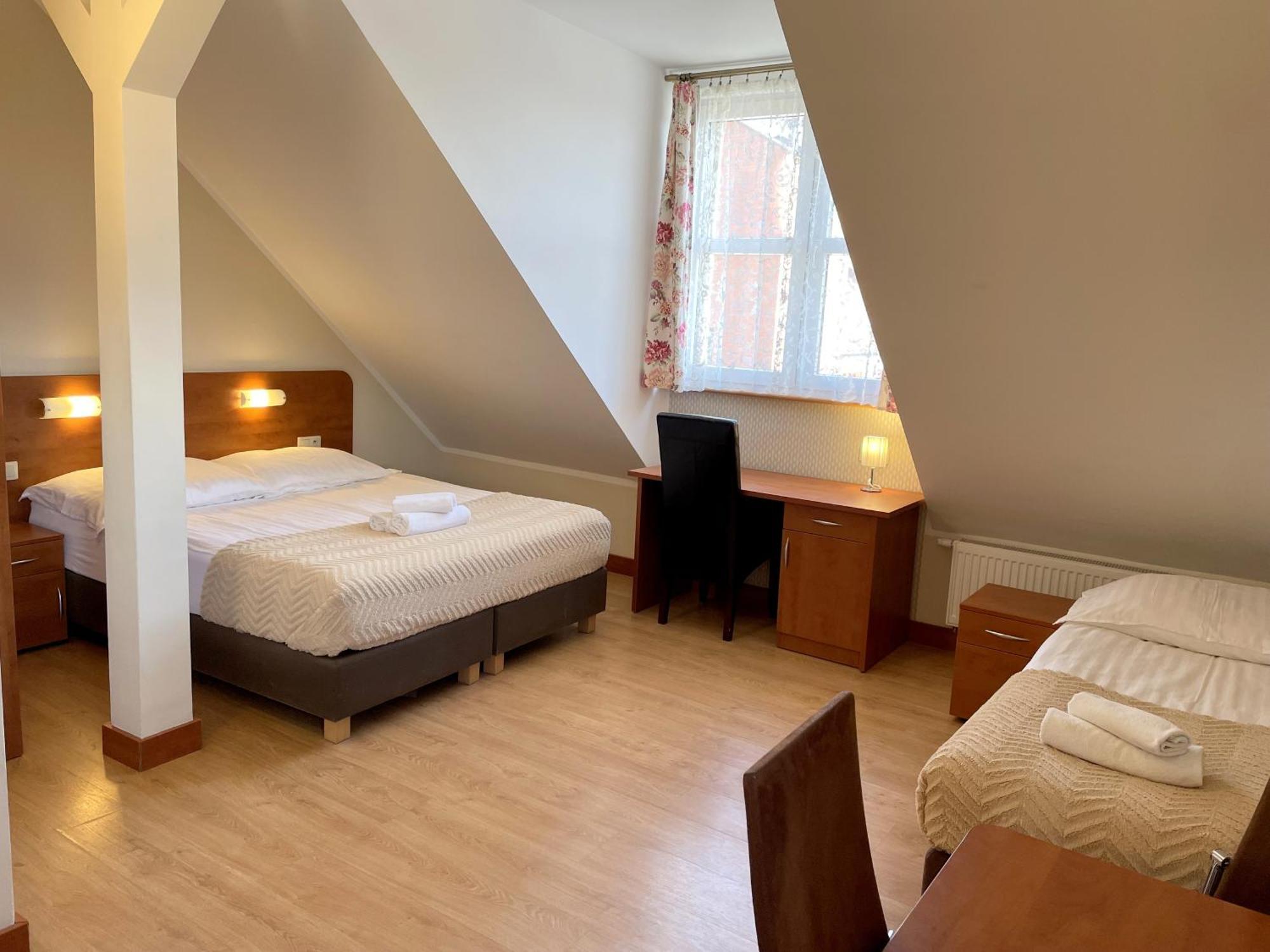 Hl Lebski Apartamenty 莱鲍 外观 照片
