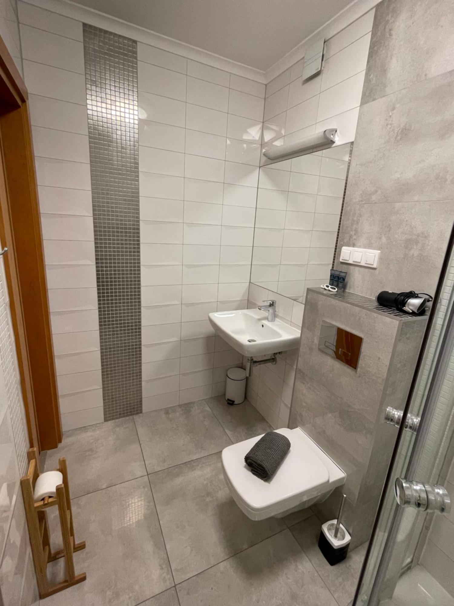 Hl Lebski Apartamenty 莱鲍 外观 照片