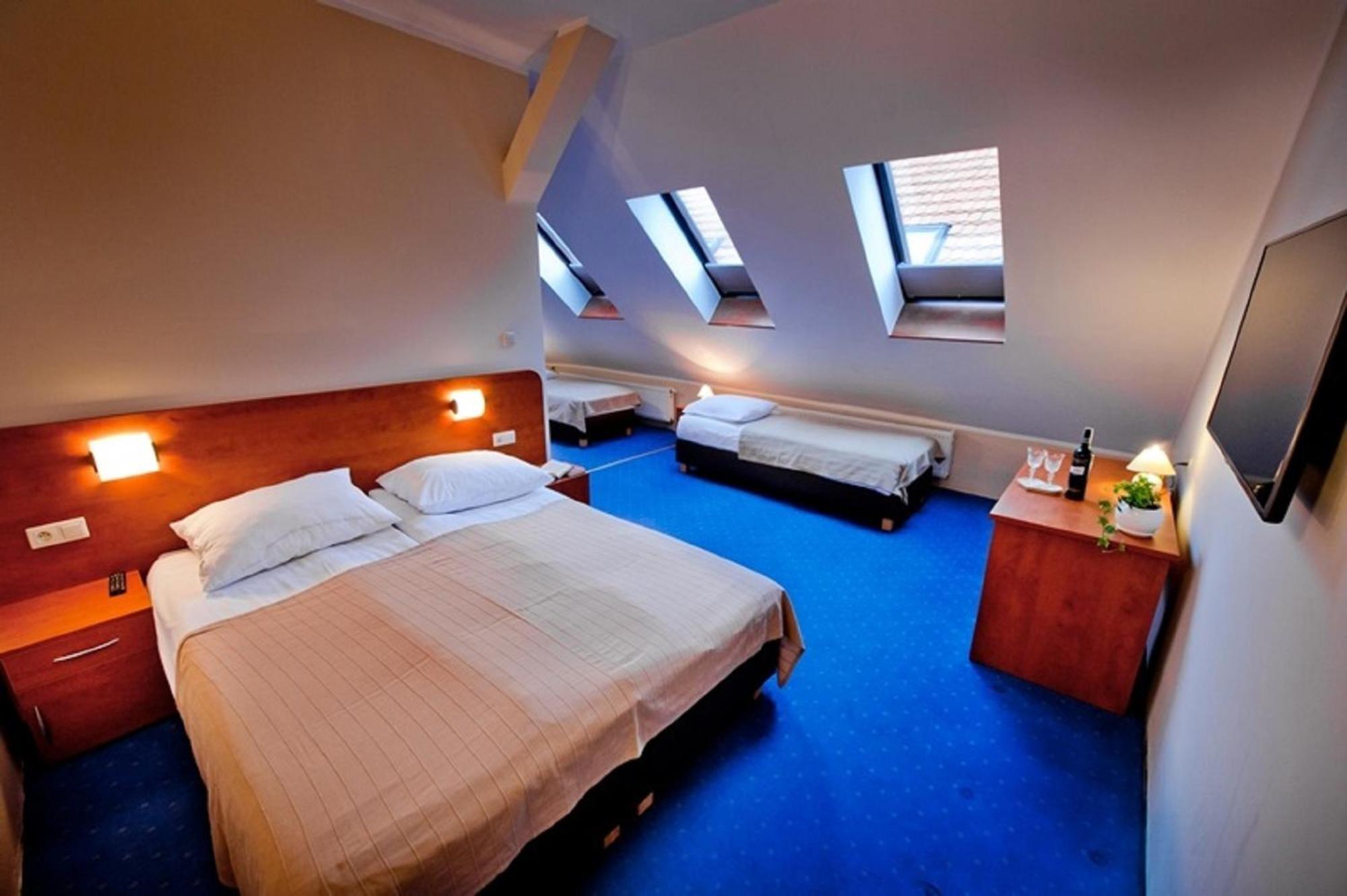 Hl Lebski Apartamenty 莱鲍 外观 照片